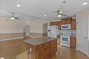 167 Mistwood Ln, Boiling Springs, SC 29316 - Photo 9