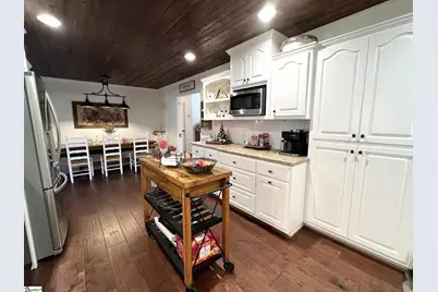 199 Lake Forest Circle, Easley, SC 29642 - Photo 15