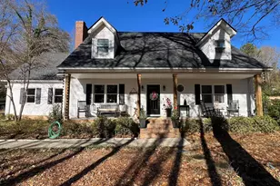 199 Lake Forest Cir, Easley, SC 29642 - Photo 3