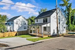 339 Gower St, Greenville, SC 29611 - Photo 13