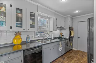 212 Balcome Blvd, Simpsonville, SC 29681 - Photo 7