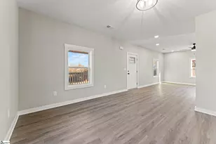 8 Powell St, Seneca, SC 29678 - Photo 7