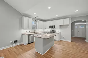 1104 Draycott Rd, Simpsonville, SC 29681 - Photo 9