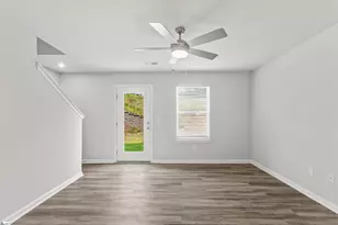 1270 Forestbrook Ln, Spartanburg, SC 29303 - Photo 5