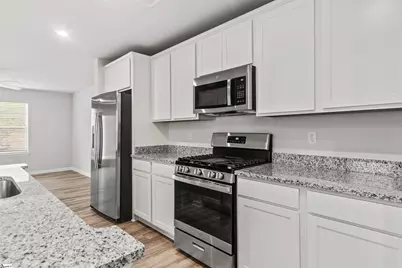 1270 Forestbrook Lane, Spartanburg, SC 29303 - Photo 7