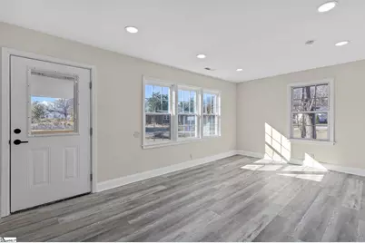 19 McLean Street, Greenville, SC 29611 - Photo 9