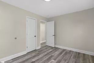 19 Mc Lean St, Greenville, SC 29611 - Photo 29