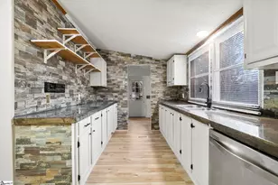 219 Campbell Lake Rd, Greer, SC 29651 - Photo 13