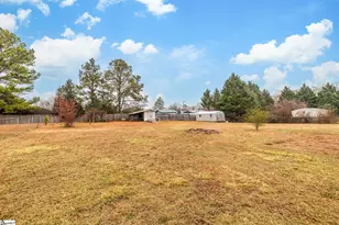 219 Campbell Lake Rd, Greer, SC 29651 - Photo 35