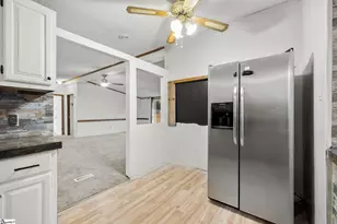 219 Campbell Lake Rd, Greer, SC 29651 - Photo 15