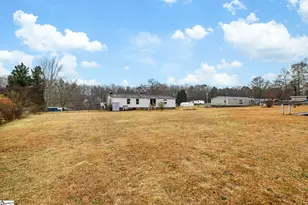 219 Campbell Lake Rd, Greer, SC 29651 - Photo 31