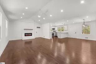 370 E Boundary Dr, Spartanburg, SC 29303 - Photo 13