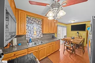 510 Visage Dr, Anderson, SC 29626 - Photo 9