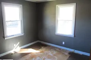 210 Cherokee Rd, Belton, SC 29627 - Photo 9