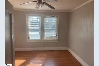 101 E Blue Ridge Drive, Greenville, SC 29609 - Photo 9