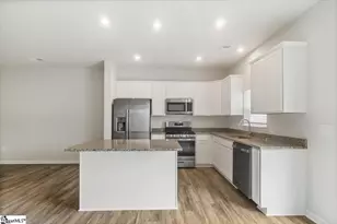 142 Randwick Ln, Greer, SC 29651 - Photo 3