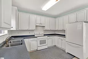 200 Sawyer Dr, Greenville, SC 29605 - Photo 9