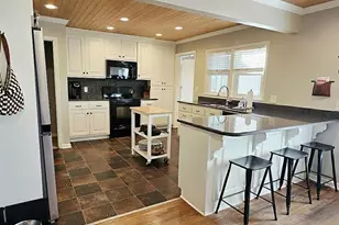 121 Chestnut Dr, Woodruff, SC 29388 - Photo 3
