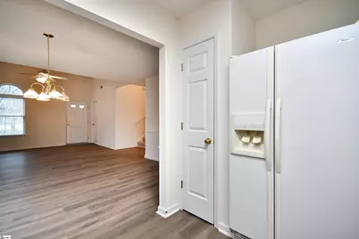 304 Glenlea Lane, Greenville, SC 29617 - Photo 9