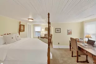 200 E Greenwood St, Landrum, SC 29356 - Photo 17