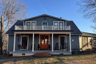 200 E Greenwood St, Landrum, SC 29356 - Photo 37