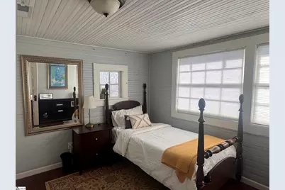 200 E Greenwood Street, Landrum, SC 29356 - Photo 19