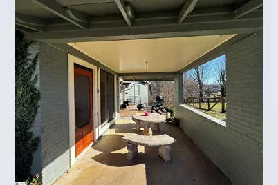 200 E Greenwood Street, Landrum, SC 29356 - Photo 27