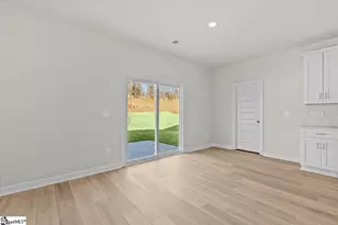 596 Cozy Blf Rd, Spartanburg, SC 29301 - Photo 9