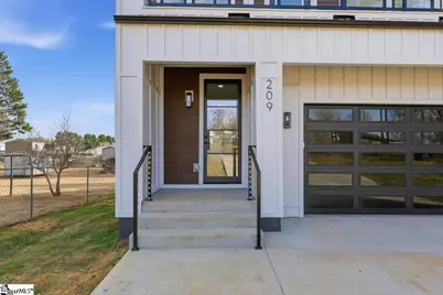 209 Springdale Avenue, Greer, SC 29650 - Photo 3