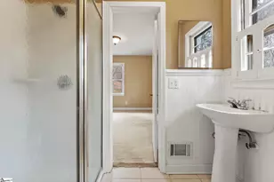 136 Holly Cir, Greer, SC 29651 - Photo 13