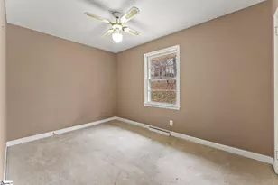 136 Holly Cir, Greer, SC 29651 - Photo 17