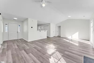 14 Brockmore Drive, Greenville, SC 29605 - Photo 3