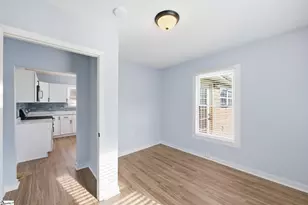 107 Marion St, Cowpens, SC 29330 - Photo 13
