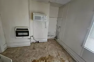 506 Magnolia St, Joanna, SC 29351 - Photo 3