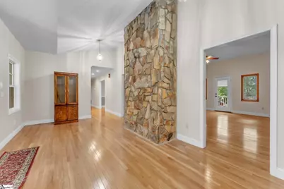 1 Moultrie Drive, Taylors, SC 29687 - Photo 5