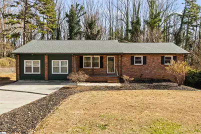 127 Walden Circle, Spartanburg, SC 29301 - Photo 1