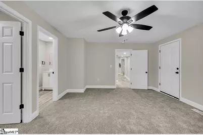 135 Commercial Circle, Westminster, SC 29693 - Photo 19