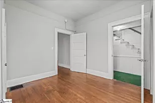 276 S Spring St, Spartanburg, SC 29306 - Photo 11