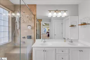 14 Manorwood Ct, Simpsonville, SC 29681 - Photo 19