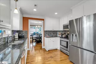 14 Manorwood Ct, Simpsonville, SC 29681 - Photo 11