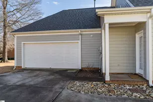 120 Gossamer Dr, Boiling Springs, SC 29316 - Photo 5