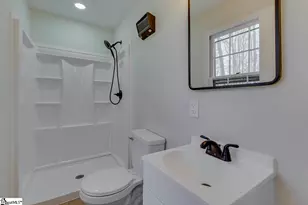 111 Oak Park Dr, Mauldin, SC 29662 - Photo 25