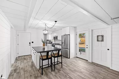 215 Hickory Lane, Mauldin, SC 29662 - Photo 7