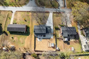 215 Hickory Ln, Mauldin, SC 29662 - Photo 41