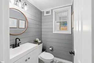 215 Hickory Ln, Mauldin, SC 29662 - Photo 19