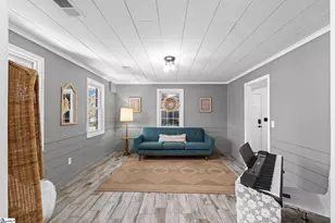 215 Hickory Ln, Mauldin, SC 29662 - Photo 17