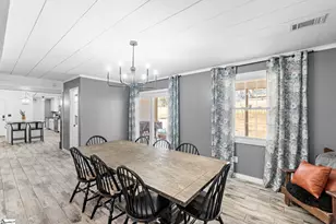 215 Hickory Ln, Mauldin, SC 29662 - Photo 15