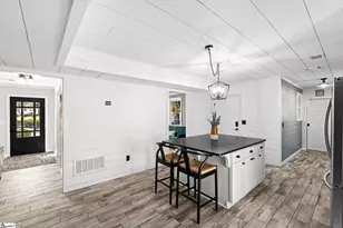 215 Hickory Ln, Mauldin, SC 29662 - Photo 11