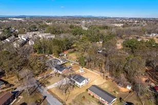 215 Hickory Ln, Mauldin, SC 29662 - Photo 43