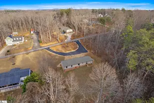 34 McCauley Ln, Travelers Rest, SC 29690 - Photo 37